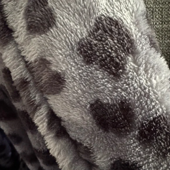 Sonoma Gray Leopard Print Women's Robe - Picture 3 of 8